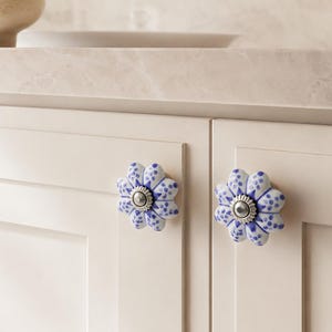 Blue Floral Ceramic Cabinet Knob, Hand-Painted Drawer Pull, Decorative Dresser Handle, Boho Furniture Hardware