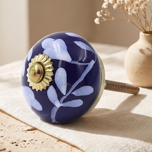 Bouton de tiroir en céramique floral bleu peint à la main, poignée de meuble bohème, quincaillerie décorative pour commode