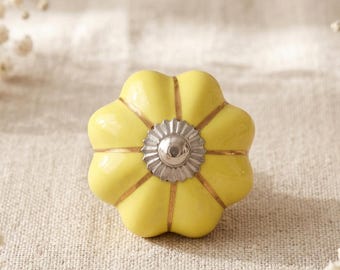 Hand-Painted Yellow Floral Pumpkin Ceramic Drawer Knob – Cabinet Pull Handle