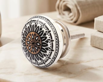 Schwarz Gold Mandala Keramik Knäufe, handbemalte Boho Schubladenknäufe