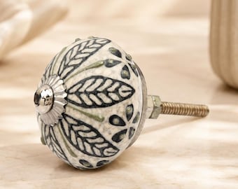 Handgeschilderde keramische knoppen – Kabinetgrepen met boho-bloemmotief en bladpatroon
