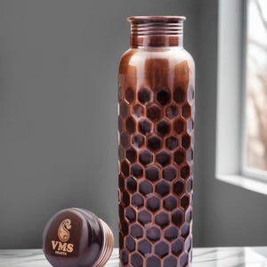 Copper Bottle 32 Oz for Drinking, Antique Diamond Finish, Wide Mouth, Leak-Proof, Reusable Travel Bottle, High Quality Copper Bottle