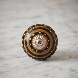 Hand Painted Brown Ceramic knobs, Ceramic Drawer Pulls, Black Striped Round Cabinet Knobs, Kitchen Cabinet Door Handles, Cupboard Knobs