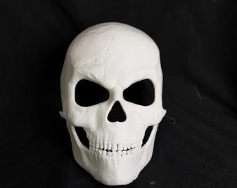 3D Printed Articulated Skull Mask – Full-Scale Wearable Cosplay Helmet
