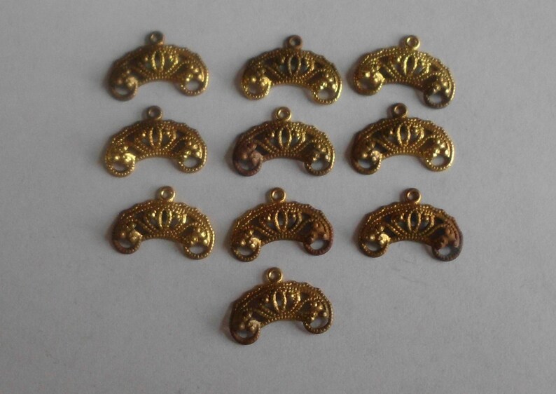Gold Plated Brass Rustic Distressed Jewelry Components Vintage Jewelry Findings Filigree Vintage Charms Set of 10 Patina