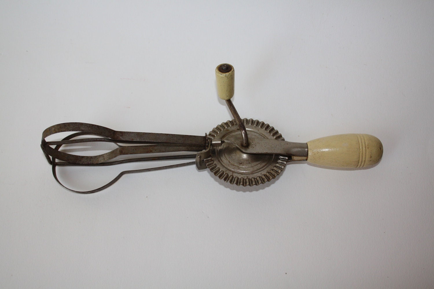 Vintage Kitchen Utensils Hand Mixer Strainer and Wire Strainer Etsy