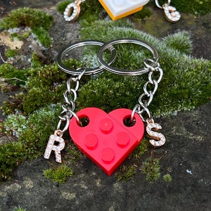 Personalized Initial Heart Keychain Set,Initials Matching keychains for her/ Friend/Couple ,Personalisation Couple Valentines Day Gift