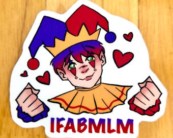 Puede incluir: Una pegatina troquelada con un personaje de dibujos animados que lleva un gorro de bufón rojo y azul con una corona amarilla y un cuello de volantes amarillo. El personaje tiene ojos verdes, maquillaje rojo y corazones rojos. Texto IFABMLM.