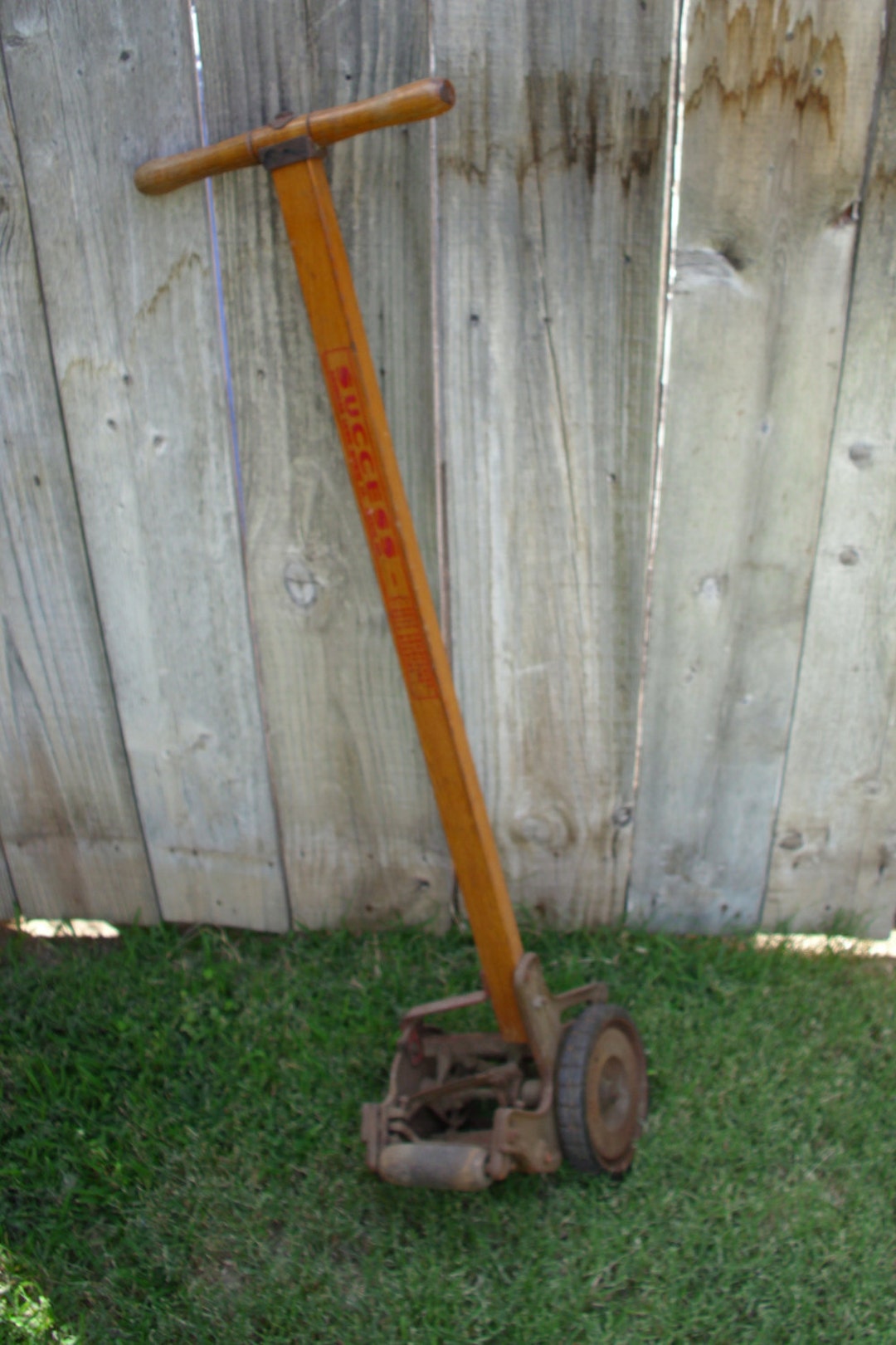 Making Room All Offers Welcome Vintage Lawnmower Edger // American