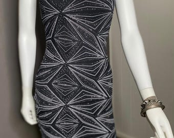 Vestido asimétrico ajustado con diseño geométrico con purpurina negra y plateada Y2K, talla mediana