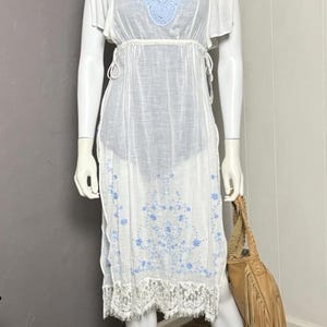 Abito vintage Free People ricamato BIANCO stile boho anticato NUOVO CON ETICHETTA Deadstock FP immagine 1