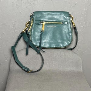 Marc Jacobs Teal Green Recruit Saddle Bag Pebbled Leather  display picture 3