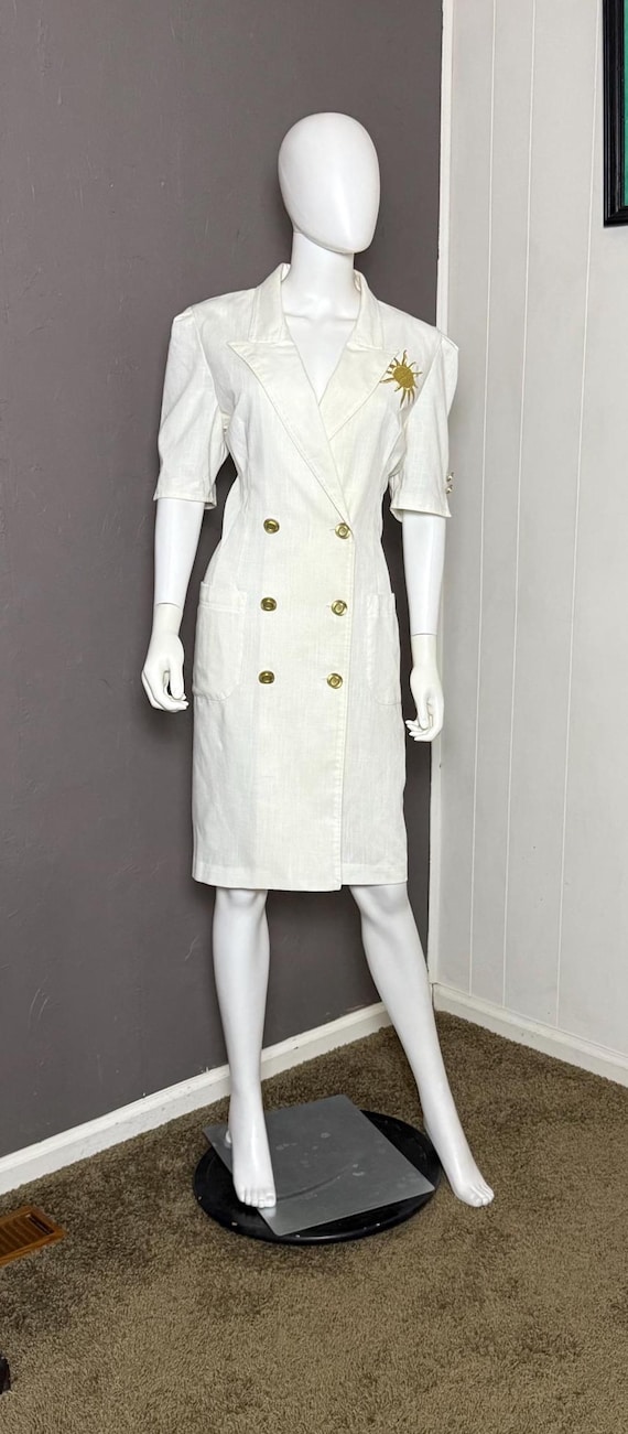 1990's Cream Linen Coat Dress with Gold Buttons+ Embroidery from Dani & Nicole size 14