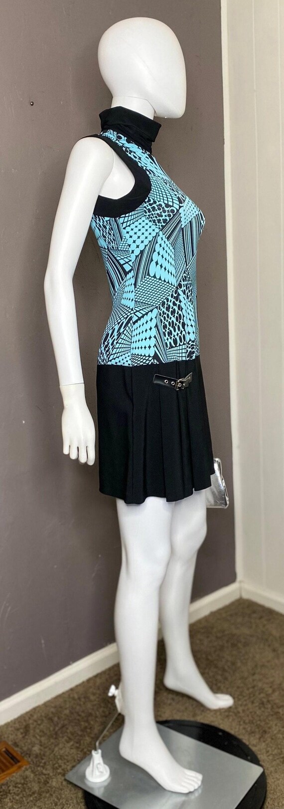 1990's MOD Abstract Print Turtleneck Mini Dress f… - image 3