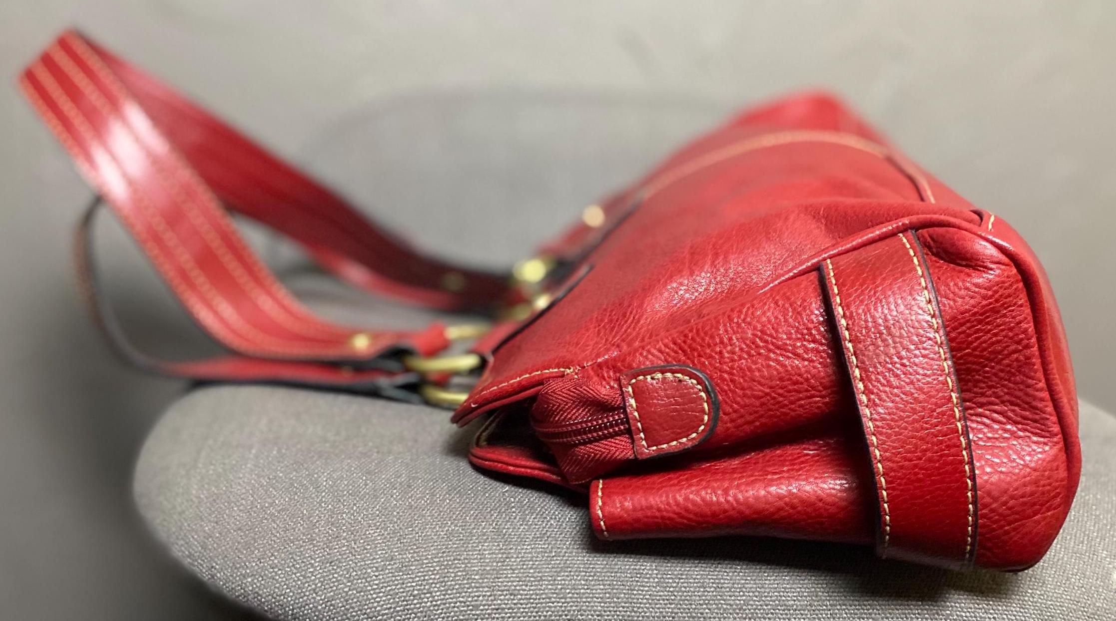 バッグ vintage leather red stitch shoulder bag Shoulder bag with crocodile print and logo Woman, Red
