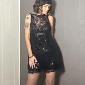 black mini dress with mesh sleeves Y2K Black & Green Groovy Mini Dress / SZ XS-S – ivia retro main image 0