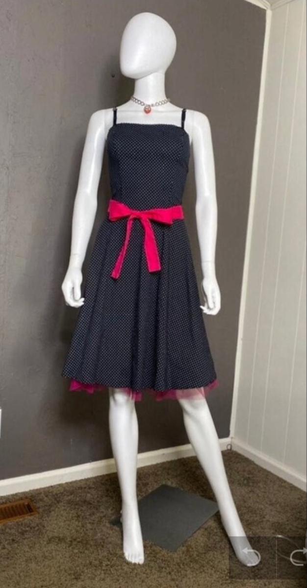 dress ruby rox Halter Tie Mini L38 B32-34 W26-28 fits S-SEMI M Mine980 Steal1080 Grab1180 **barely there fabric pull shown in photo Ruby Rox Juniors' Clothing On