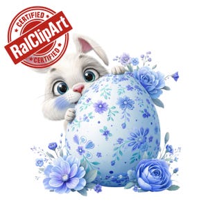 Peut inclure: Un lapin blanc regarde derrière un grand œuf de Pâques bleu clair décoré de motifs floraux. L'œuf est entouré de fleurs et de feuillage bleus. L'image comprend le texte "Certified RalClipArt Certified" dans un tampon rouge.