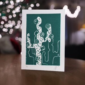 Tarjeta de cactus saguaro tallada a mano en linóleo, perfecta para cumpleaños, celebraciones o Navidad. Tallada e impresa a mano en Durango, Colorado