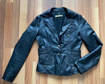 Vintage Black Women's Leather Jacket-Fitted Italian Leather Jacket-Genuine Leather Y2k Streetwear-Model off Duty Grunge Indie Sleaze EU 42
