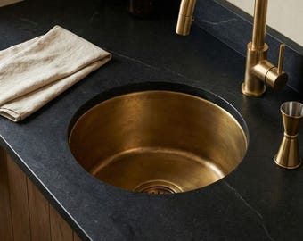 Fregadero de bar de latón envejecido con colador: Lavabo profundo de cocina sin lacar - TerraFez