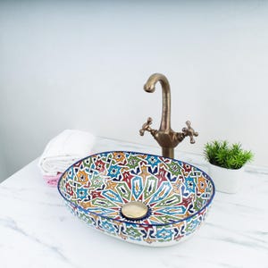 Ręcznie malowana wielokolorowa ceramiczna umywalka 16", tradycyjna geometryczna umywalka naczyniowa, kolorowa ręcznie robiona owalna umywalka, wzorzysta ceramiczna umywalka