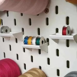 3-Pack Bobbin Holders for IKEA SKÅDIS Pegboard – Sewing Organizer – Thread Storage Rack – Compatible with IKEA Pegboard System