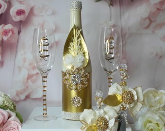 Brindis Set for quinceañeras, quinceañeros, Sweet 16 celebrations, weddings, and other special occasions