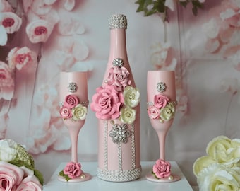 Brindis Set for quinceañeras, quinceañeros, Sweet 16 celebrations, weddings, and other special occasions