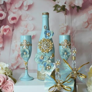 Brindis Set for quinceañeras, quinceañeros, Sweet 16 celebrations, weddings, and other special occasions