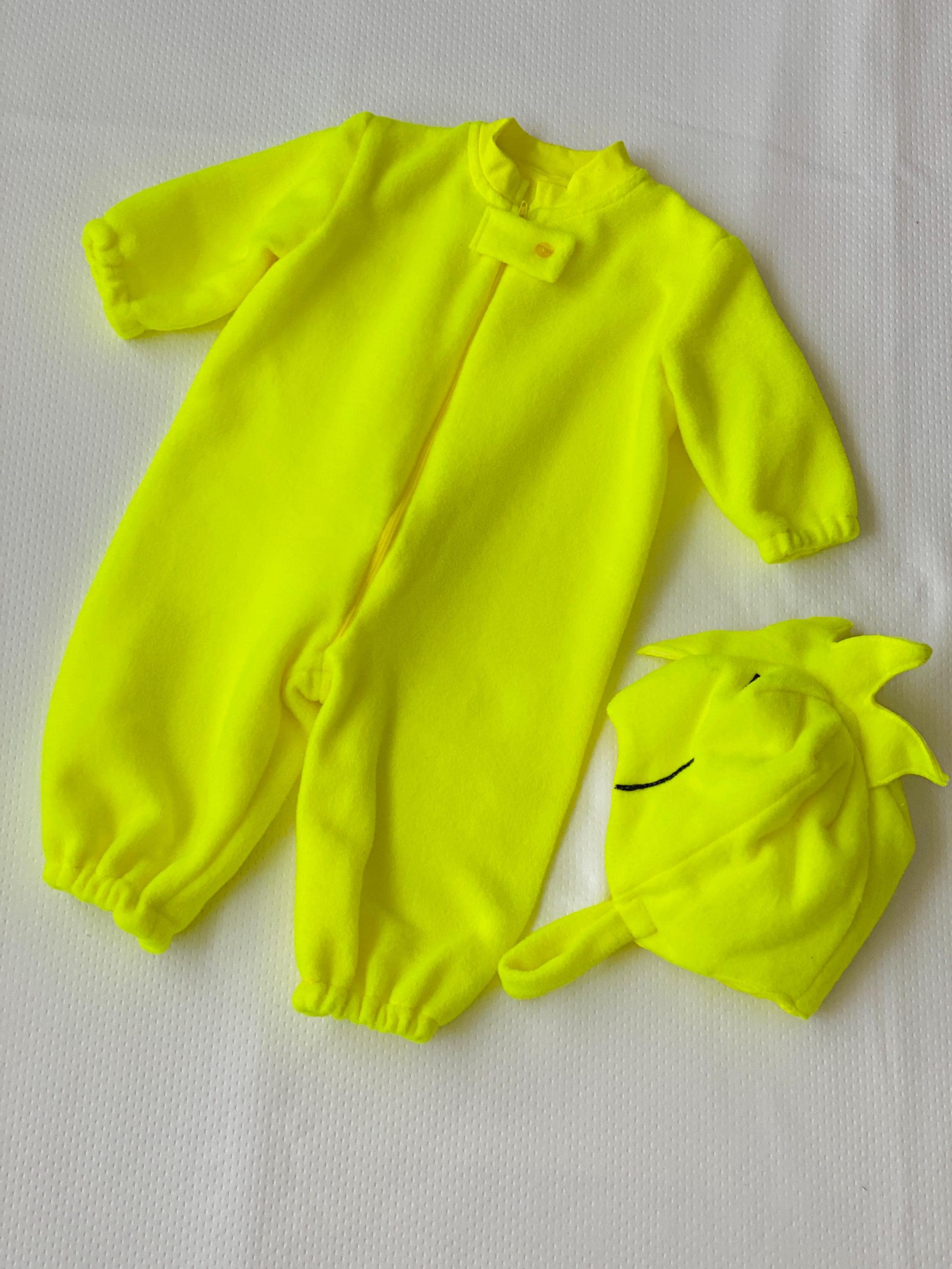 Bird style kids costumes inspired by the Woodstock character from the Peanuts.