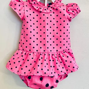 sally brown peanuts dress Charlie Brown, Snoopy Christmas Dress, Embroidery, Christmas Dress, Baby Dress, Little Girls Dress, Party Dress, Toddler