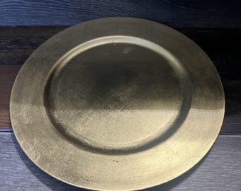 Decorative Holiday Plate Gold (In Color)