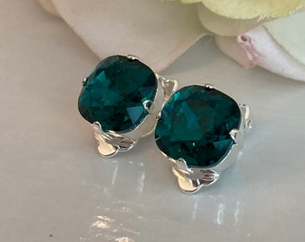 Clip On 12mm Premium Crystal Cushion Cut Earring Emerald Ignite Green Shiny Silver Toned Setting Square Cushion Cut Clip On Beauty