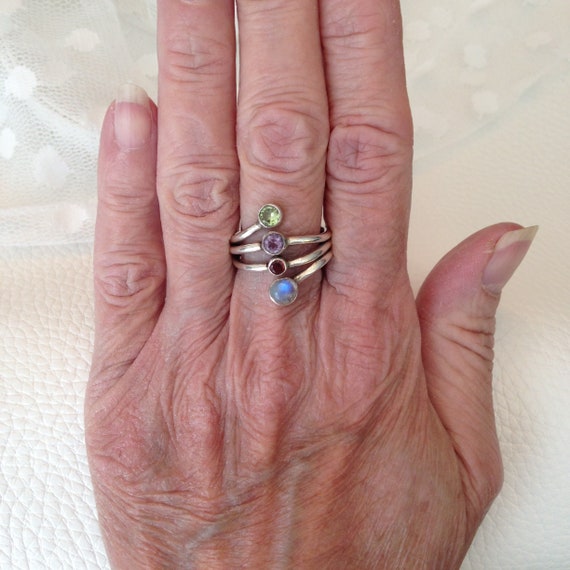 Vintage Multi Gemstone Ring: Moonstone, Garnet, A… - image 1