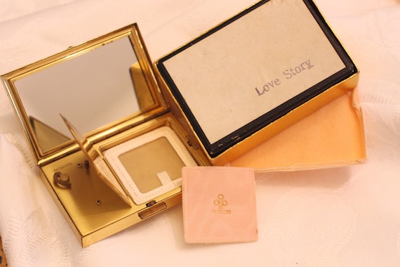 Vintage Musical LOVE STORY Song Compact Signed by Clover IOB