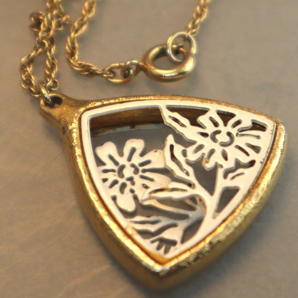 Vintage Floral Diorama Pendant Necklace Reversible White Gold Metal