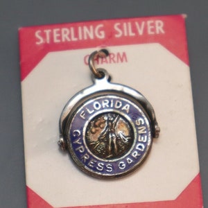 Sterling Cypress Gardens Florida Spinner Anhänger Vintage NOS auf Karte