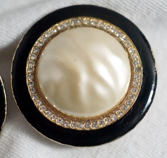 Classic Ellen Designs Baroque Pearl Earrings - image 5
