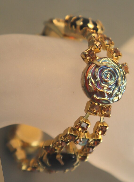 Vintage Juliana Glass Roses Braceleted Frosted Mo… - image 3