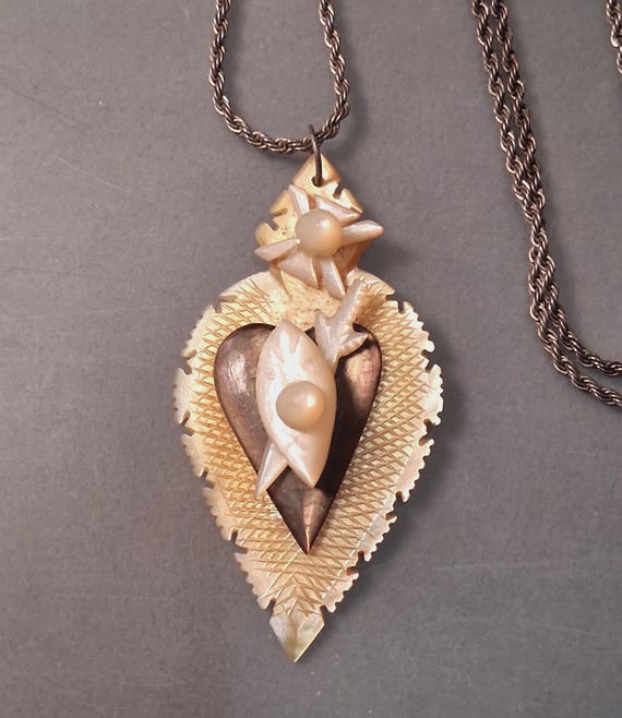 Carved Sacred Heart Necklace Mother of Pearl
