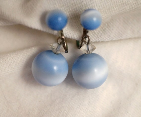 Unusual Moonglow Lucite Dangle Ball Vintage Earri… - image 1