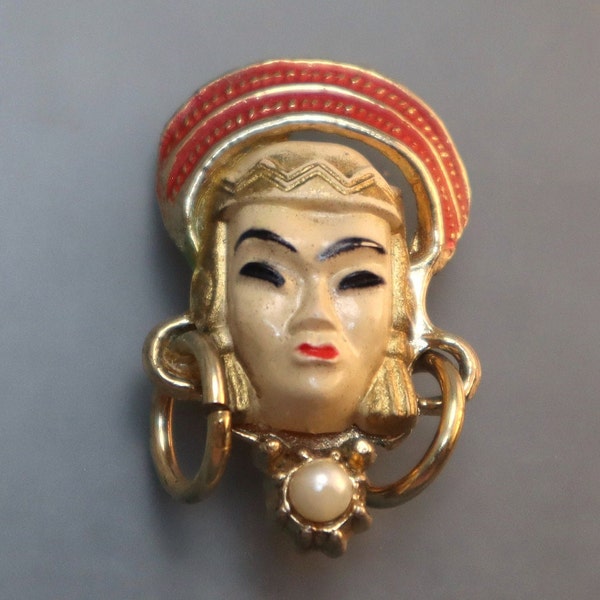 Vintage Selro Selini Asian Princess  Pearl Brooch Pin