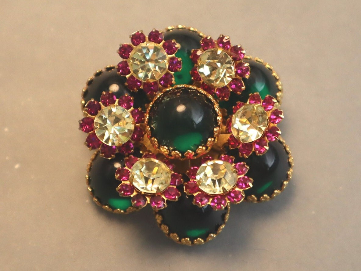 Demario Brooch - Etsy Finland