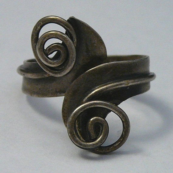Vintage Taxco Sterling Ring Swirl Wrap Mexican Eag