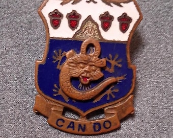 Vintage US Army 15th Infantry Regiment Dragon Crest Pin Can Do Brass Enamel USA