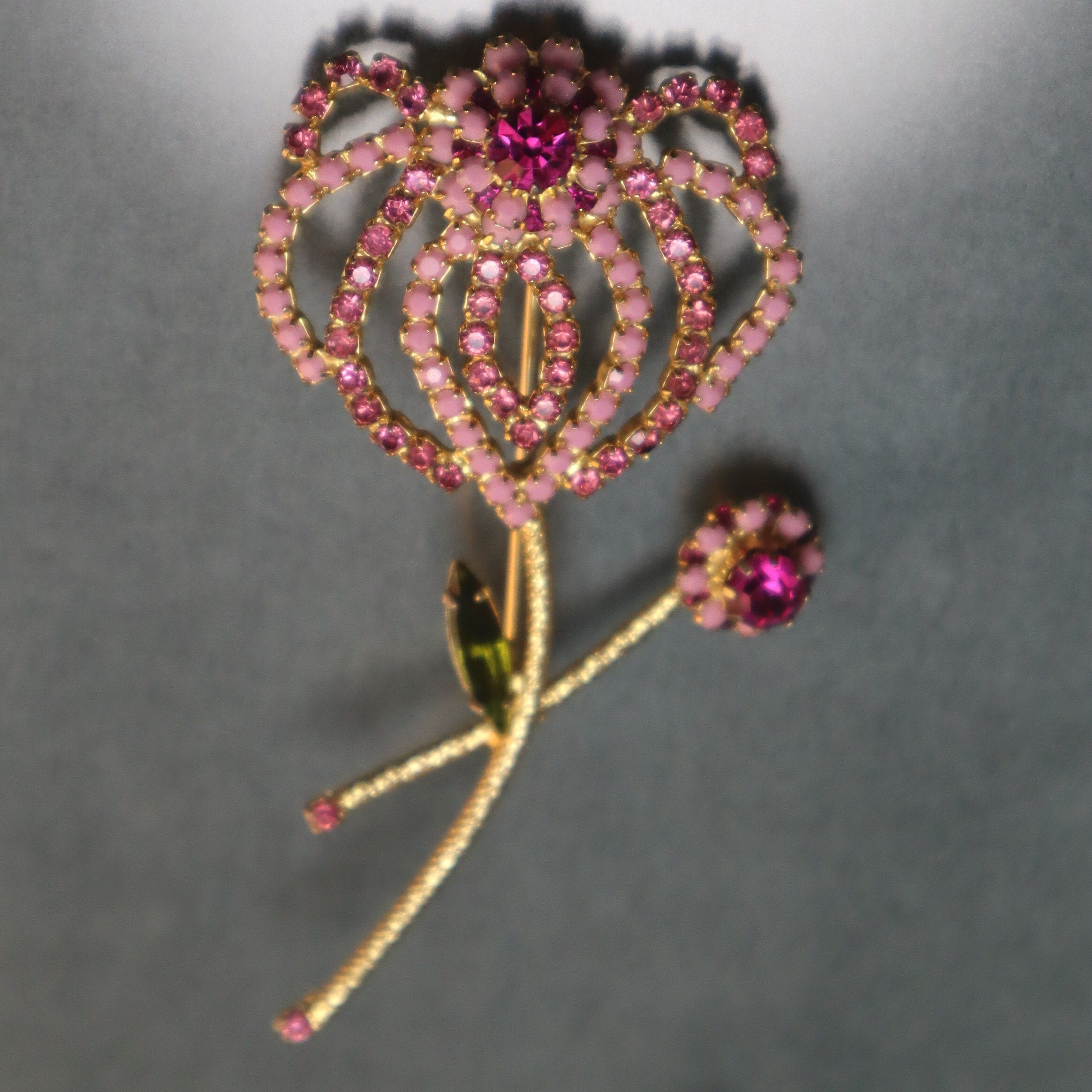  MEEDOZ Lot 6pcs Assorted Crystal Rhinestone Flower Brooch Pin  Set for Women DIY Bridal Wedding Bouquet Kit (Gold) : Arts, Crafts & Sewing