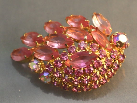 Vintage Juliana D&E Pink Rhinestone Brooch Open B… - image 2