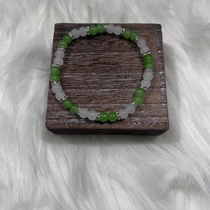 Bracelet en perles de verre vertes