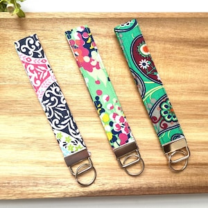 Handmade Keychain Wristlet For keys, Floral Fabric Wristlet Key Fob